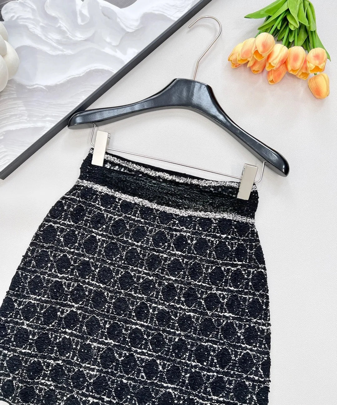 2025 Tengge Pattern Heavy Industry Coarse Flower Knitted Half Skirt Bag Hip Skirt Luxury Professional