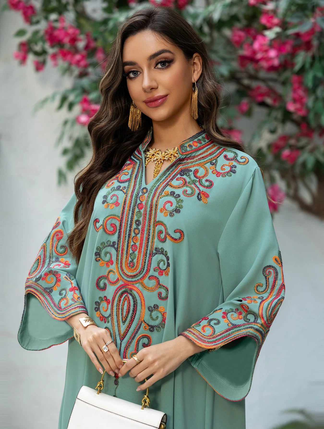 2025 Autumn And Winter Muslim Fashion Women's Embroidery Rope Embroidery Middle East Robe Arabic Dress