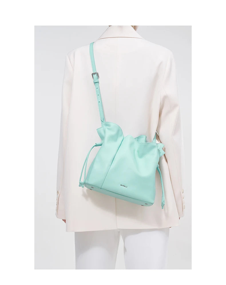 BAFELLI 2025 NEW WOMEN'S BAG LEATHER CASUAL BUCKET HANDBAGS FOR FEMALE TREND FASHION SHOPPER PURSE LUXURY BRAND SHOULDER