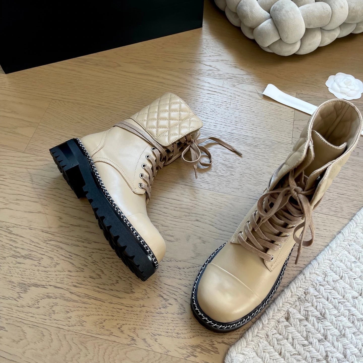 Women's thick-soled ankle boots for the autumn and winter of 2025, with a 5-cm thick sole and a sheepskin upper, size34-41