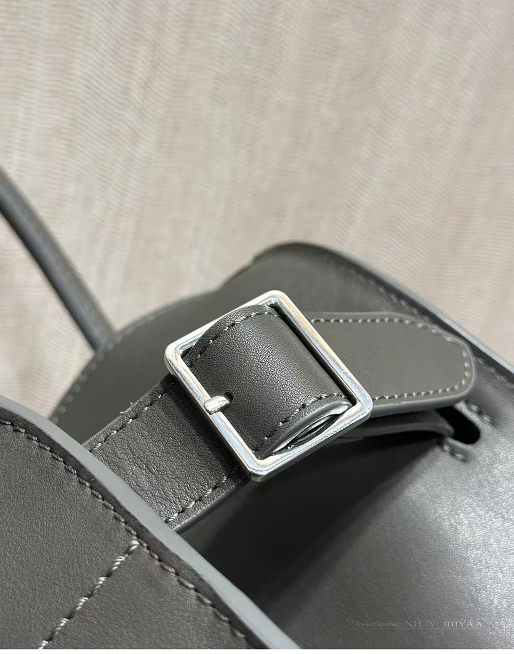 Vegarios Handbag High-Capacity