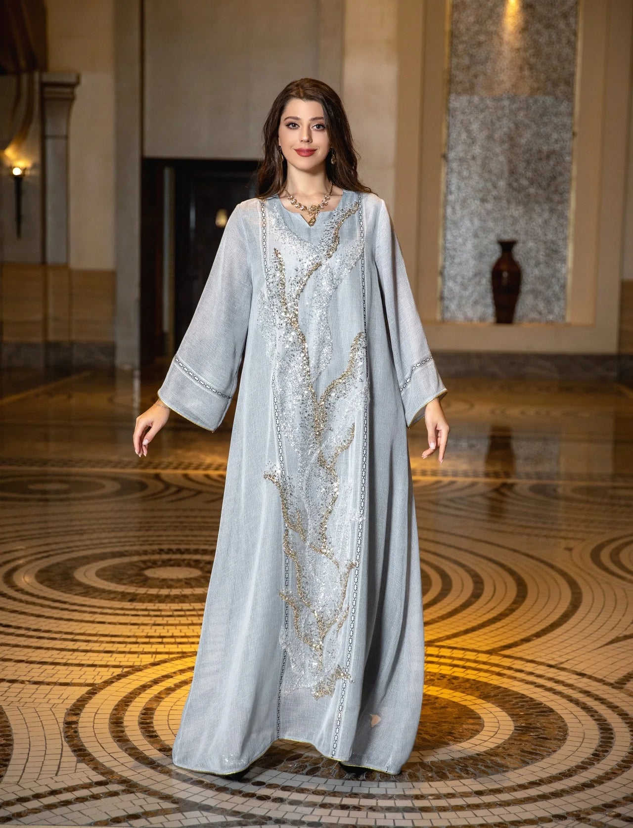 Middle East New White Mesh Bead Embroidery Muslim Dress Dubai Saudi Arabia Light Luxury Temperament Robe