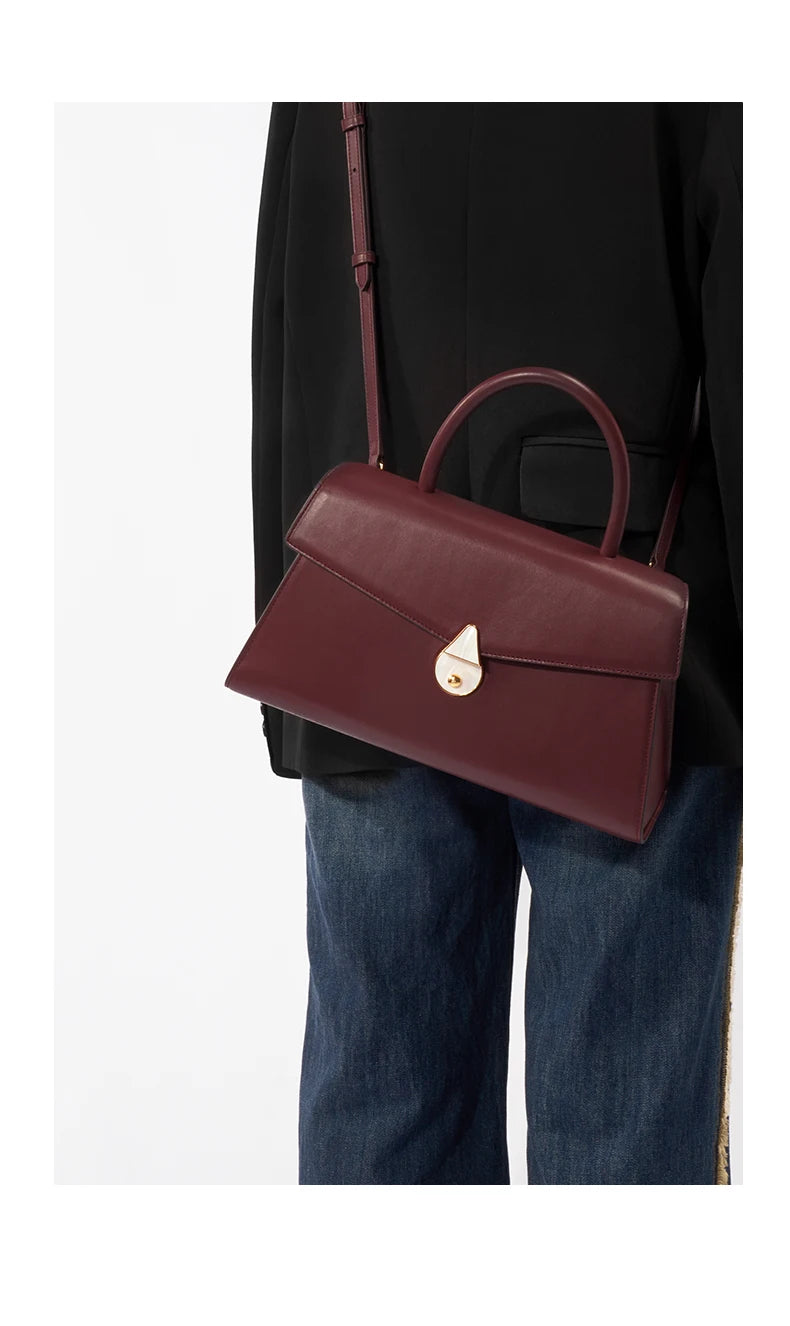 Genuine Leather Women's Bag 2025 New Model Large Capacity Handheld Crossbody Bag Fashionable and Versatile for Autumn and Winter