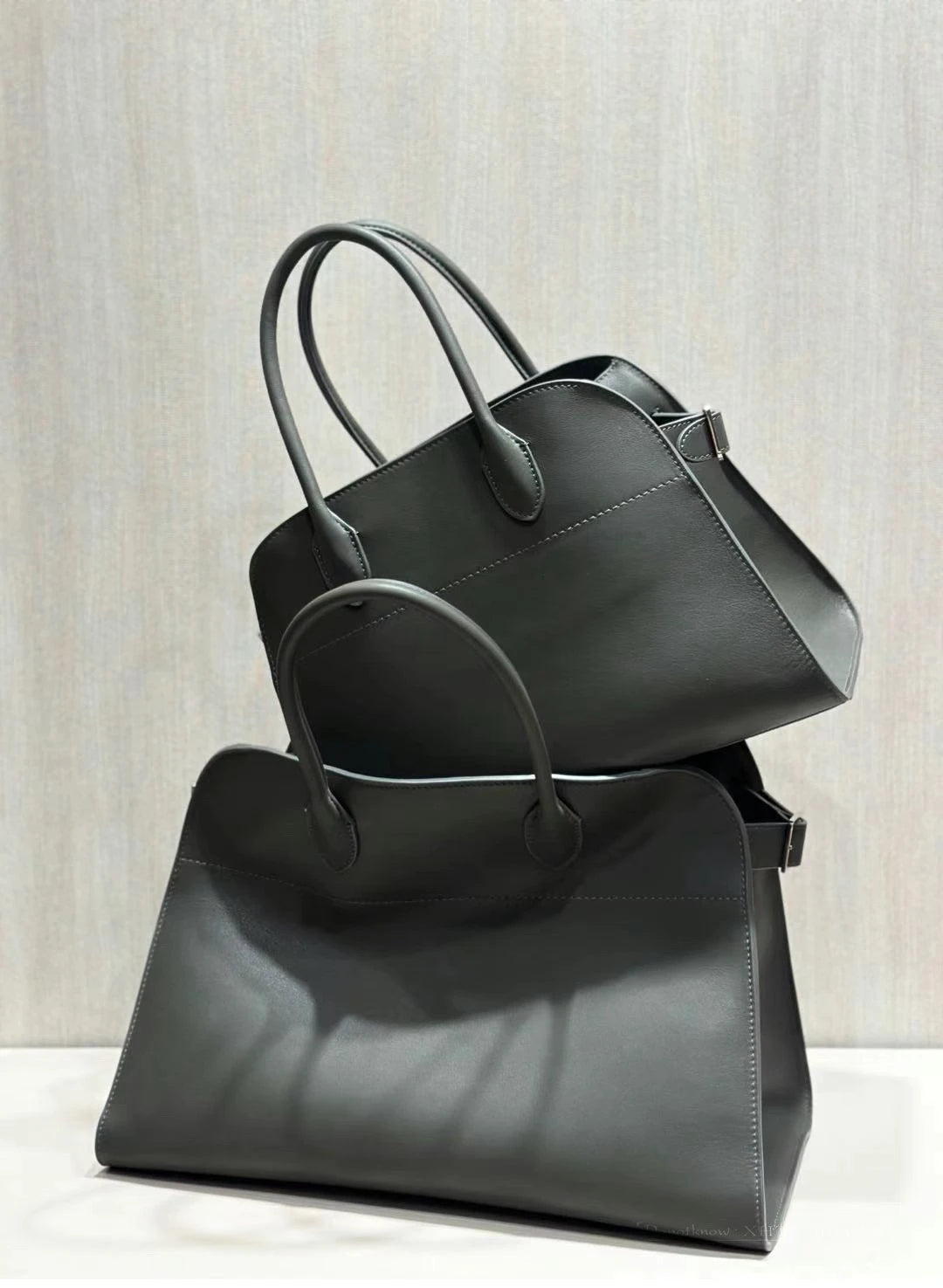 Vegarios Handbag High-Capacity