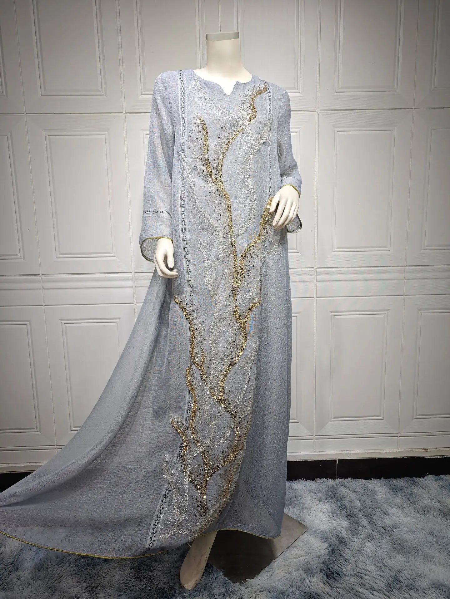 Middle East New White Mesh Bead Embroidery Muslim Dress Dubai Saudi Arabia Light Luxury Temperament Robe