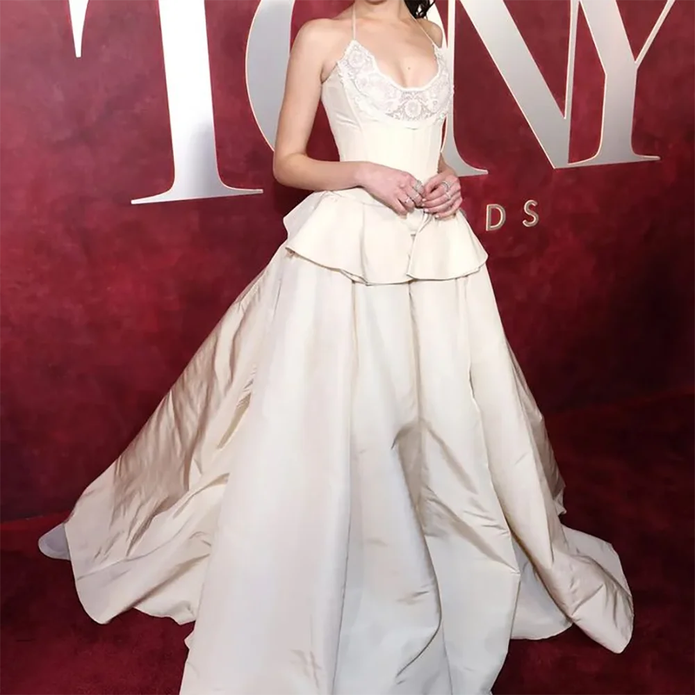 Elegant Scoop Collar Lace Sleeveless Pleat A-Line Formal Evening Dresses Celebrity Dress Customized