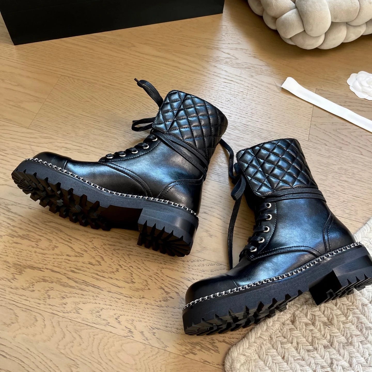 Women's thick-soled ankle boots for the autumn and winter of 2025, with a 5-cm thick sole and a sheepskin upper, size34-41