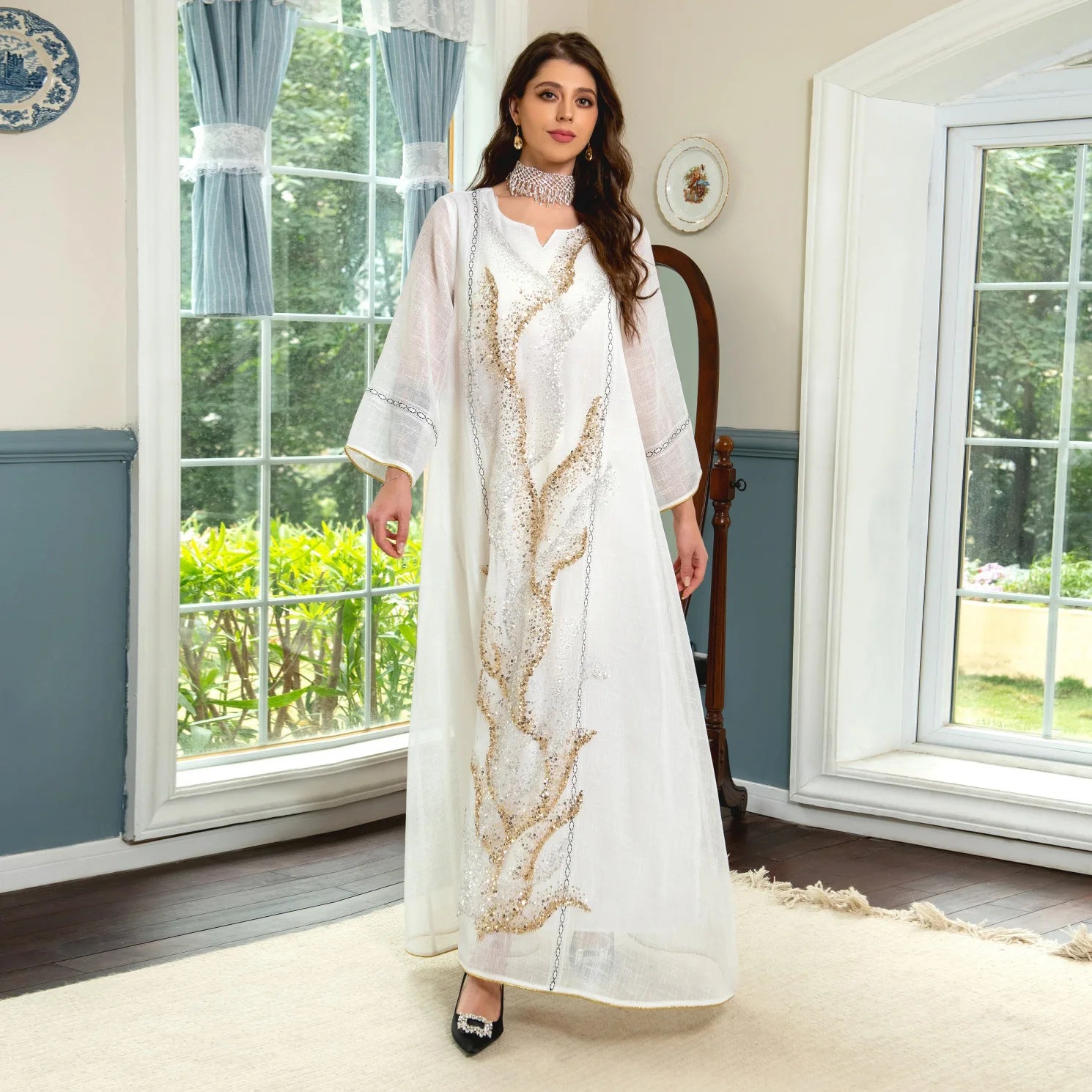 Middle East New White Mesh Bead Embroidery Muslim Dress Dubai Saudi Arabia Light Luxury Temperament Robe